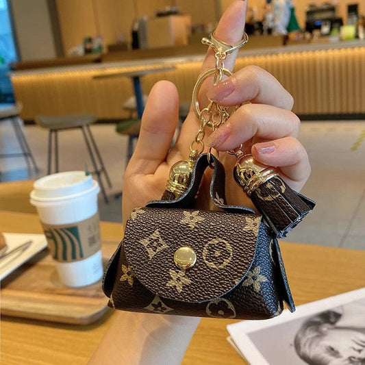 Modische Mini-Tasche als Schlüsselanhänger