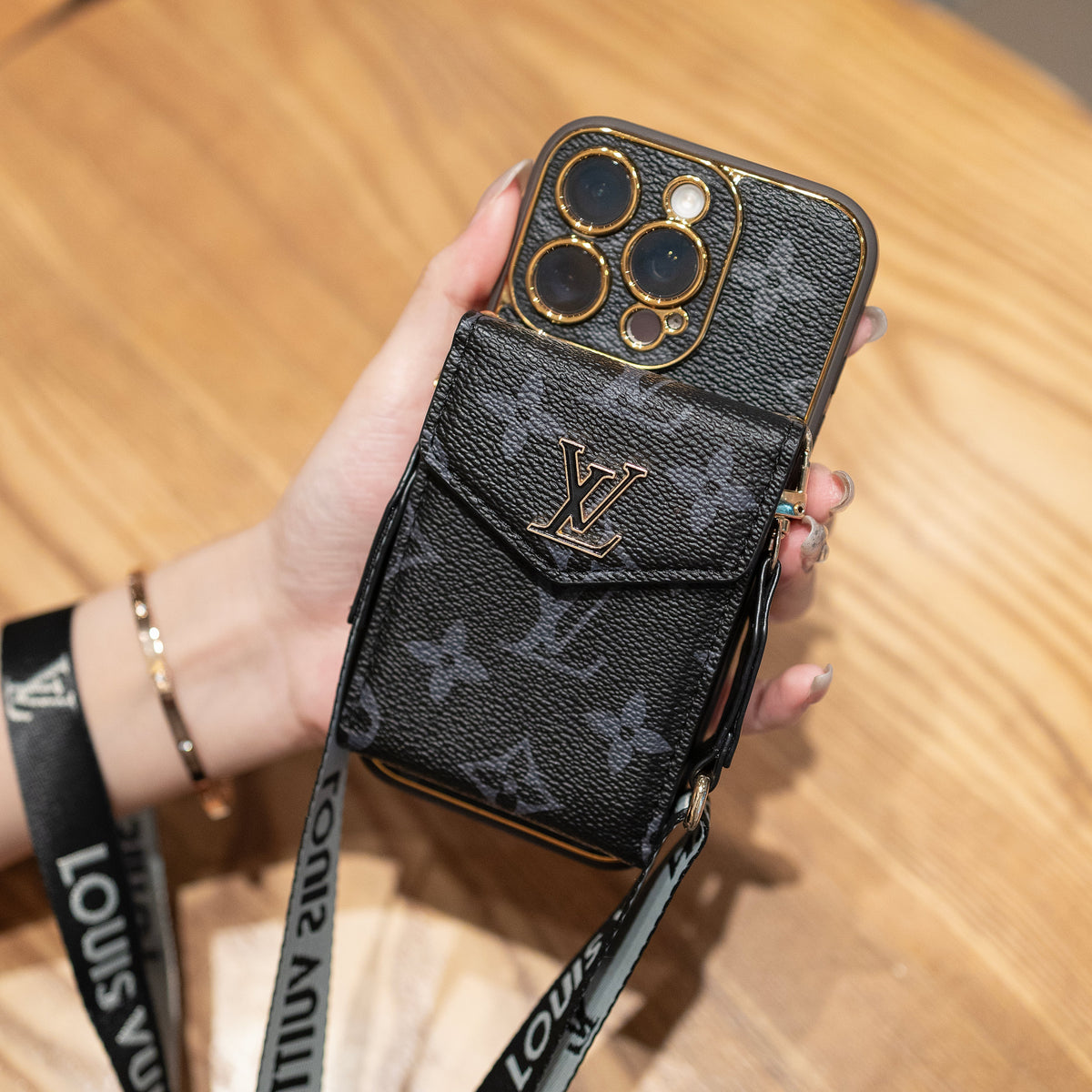 Custodia per iPhone con porta carte di lusso classico
