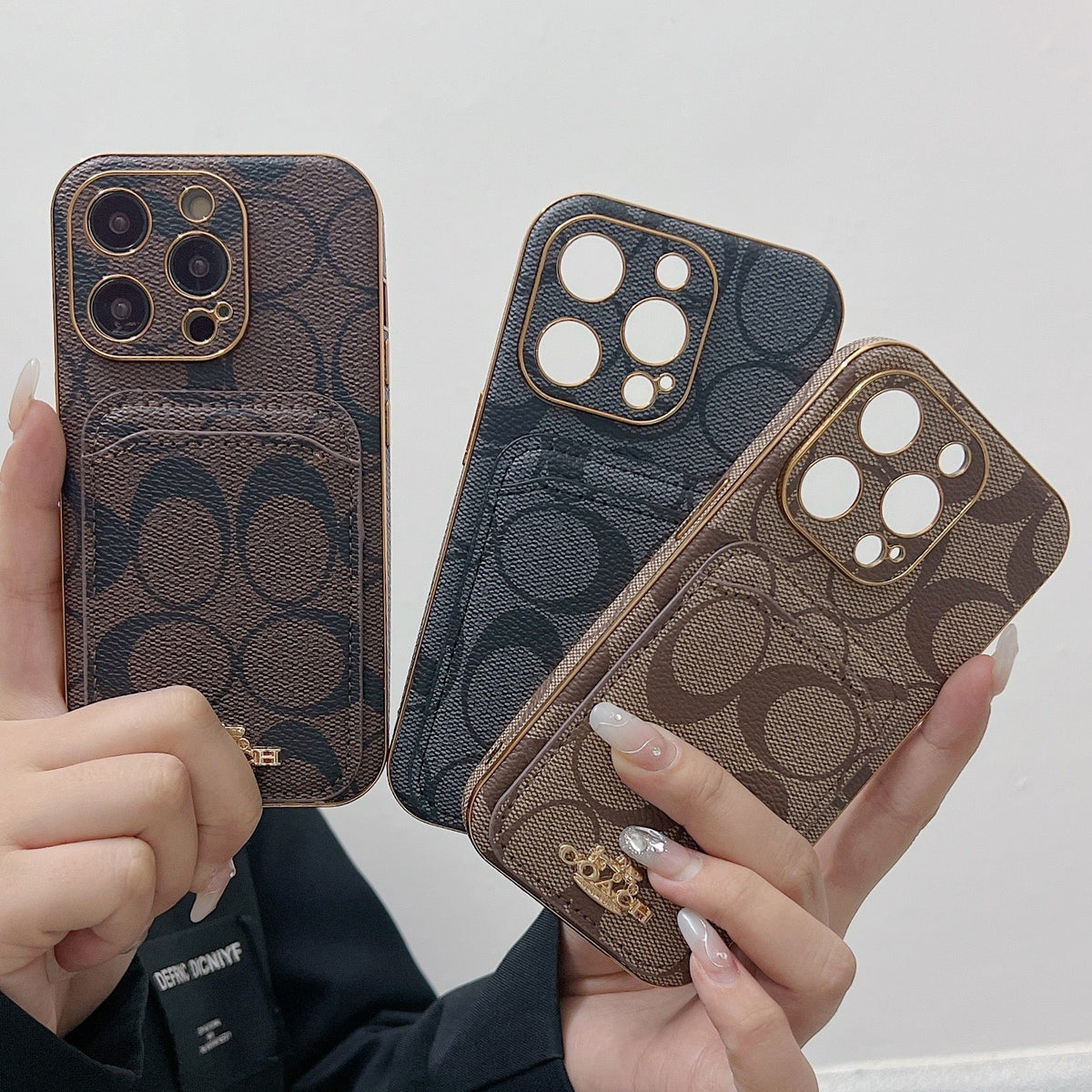 Klassische iPhone-Hülle mit Kartenfach Schwarz