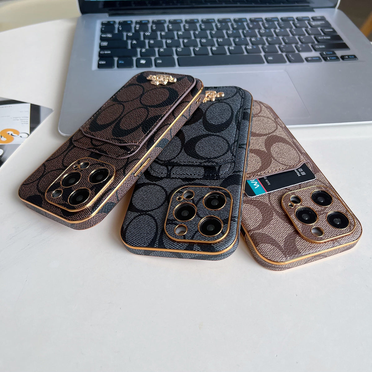 Klassische iPhone-Hülle mit Kartenfach Schwarz